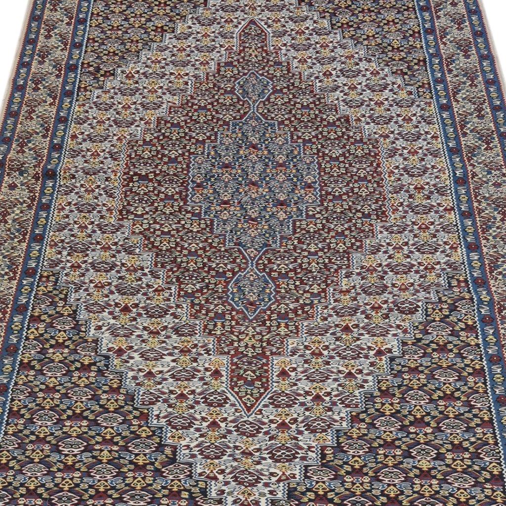 Four-meter hand-woven carpet, code 4273