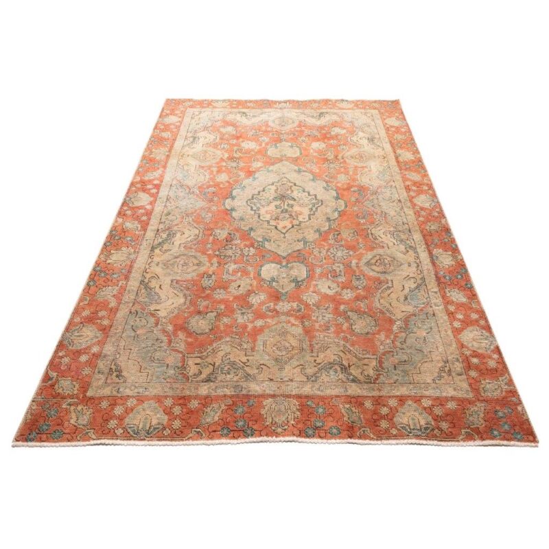 Five and a half meter hand-woven dyed carpet from Si Persia, code 813024