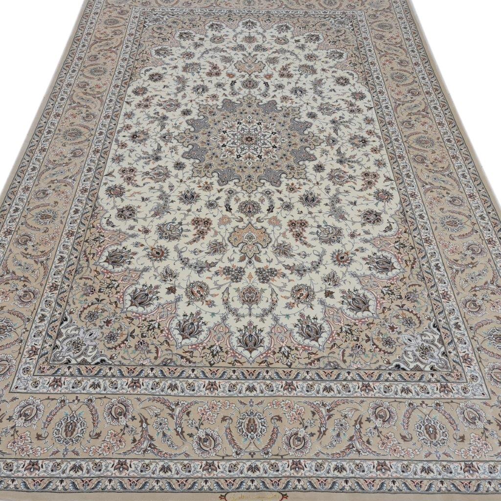 Six-meter hand-woven carpet of Isfahan, code 1852