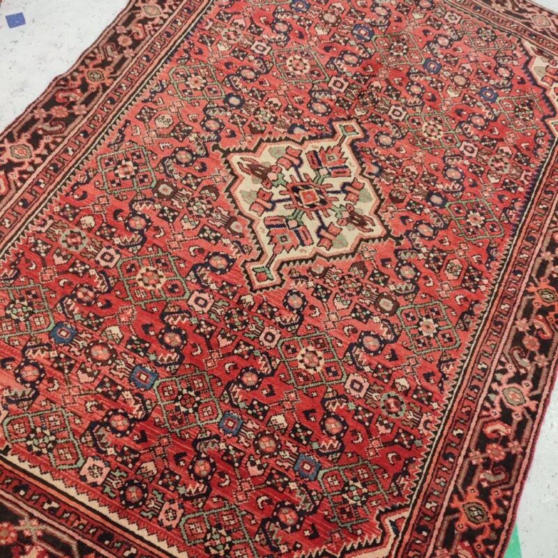 Two and a half meter old hand-woven carpet model MG124