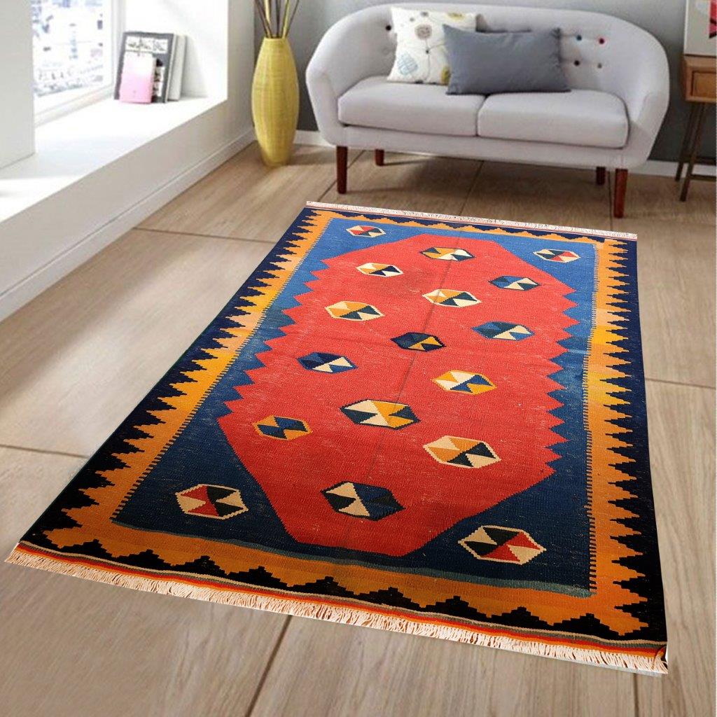Two and a half meter hand-woven rug with hexagonal design, code AA131