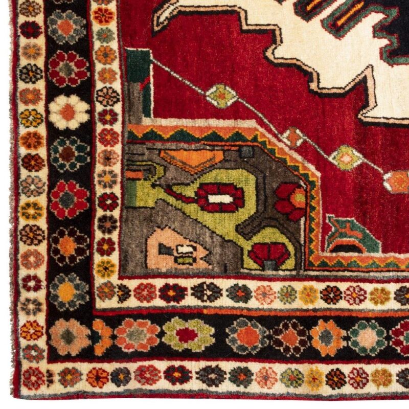 Five and a half meter old handwoven carpet from Si Persia, code 122118