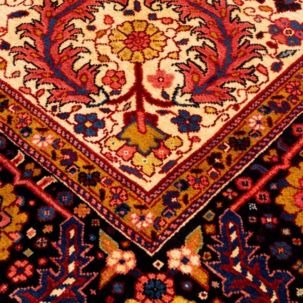 Seven and a half meter hand-woven carpet from Si Persia, code 102434