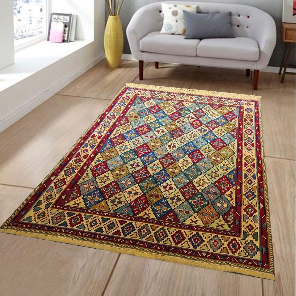 One and a half meter handwoven rug with rhombus design, code AA321