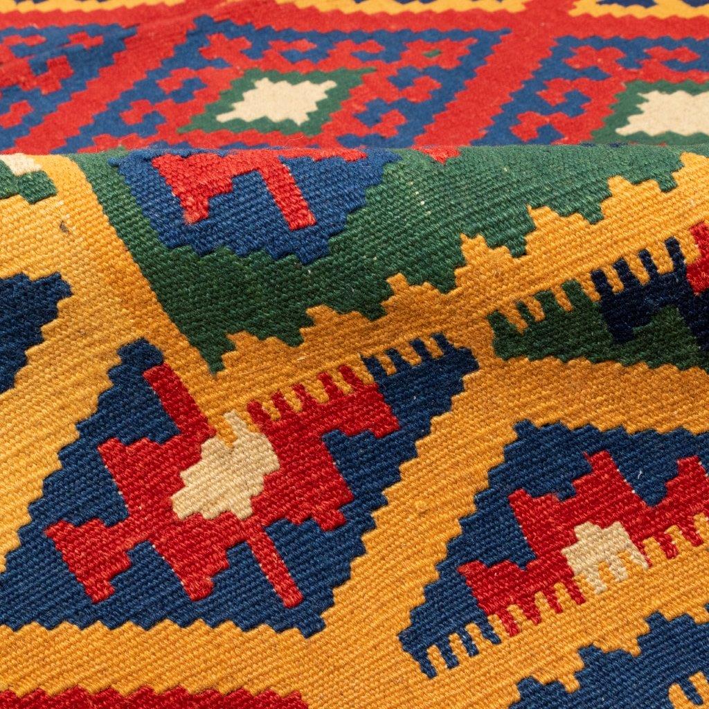 Thirteen-meter hand-woven carpet of Persian code 171675