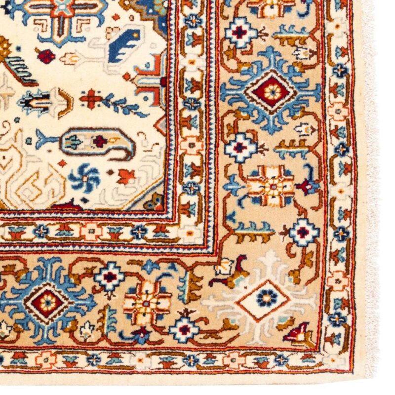 A pair of three-meter old hand-woven carpets from Si Persia, code 157037