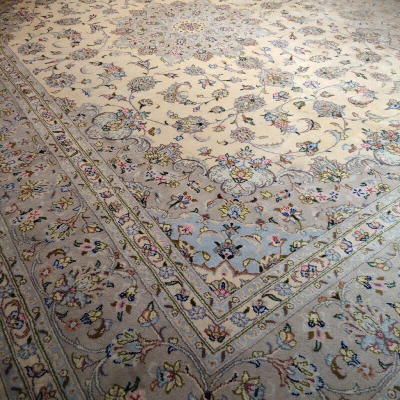 Nine-meter old hand-woven carpet, Kashan design, model AA