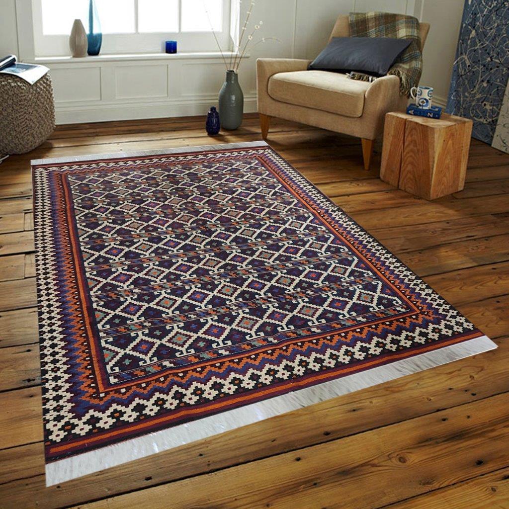 Five-meter hand-woven carpet with a geometric design, model AA
