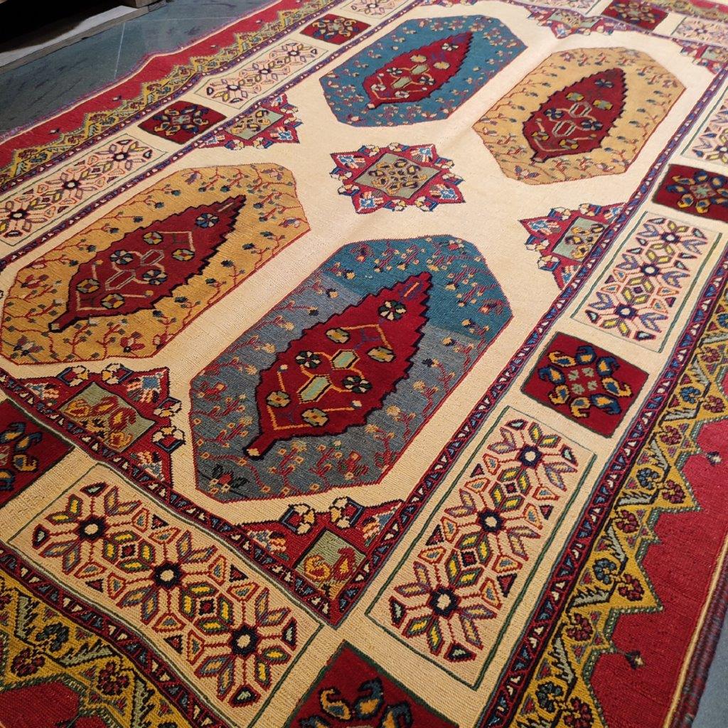 Two and a half meter handwoven carpet with tree of life design, code AA145