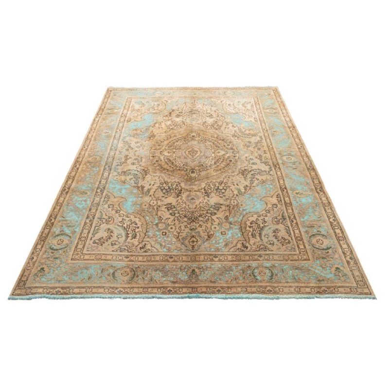 Five and a half meter hand-woven dyed carpet from Si Persia, code 813023